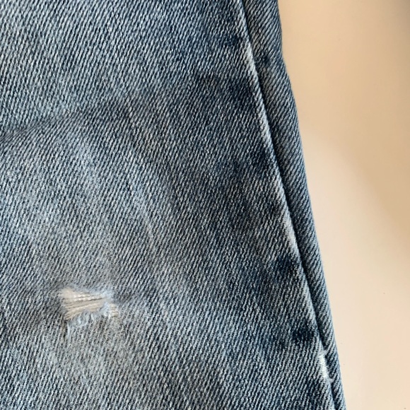 Children Place faded blue size 5. Levi’s  505 Regular size 5 faded blue jeans. - Picture 13 of 16